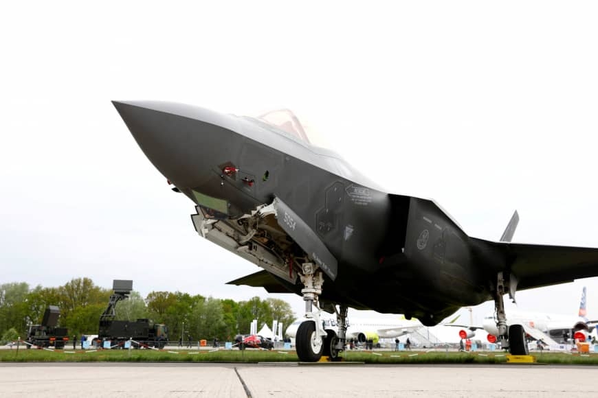 n_f35.jpg
