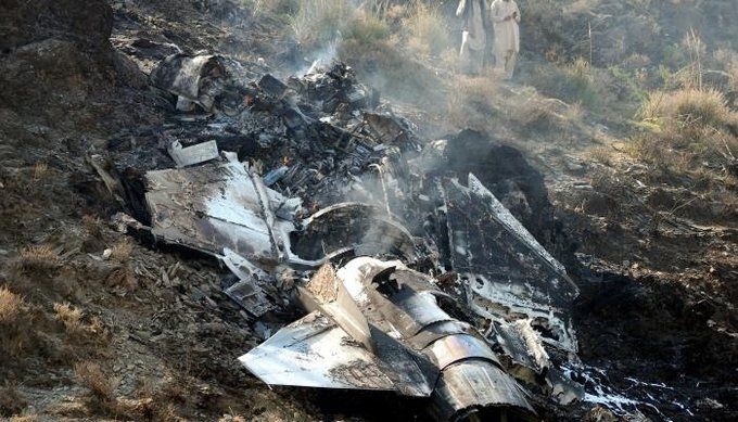 pak_plane2.jpg