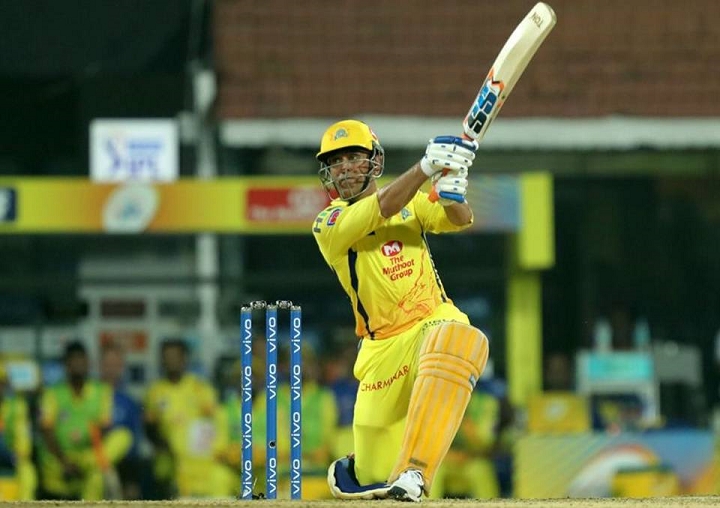 dhoni1.png